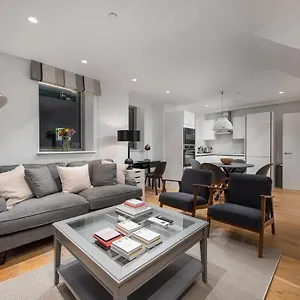 https://shoreditch-by-capital.brighton-hotels-england.com
